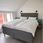 Lofoten Waterfront Luxury