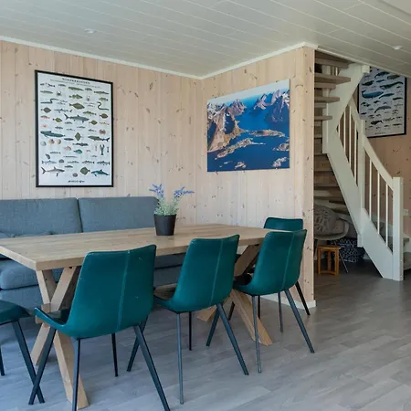 Lofoten Waterfront Luxury