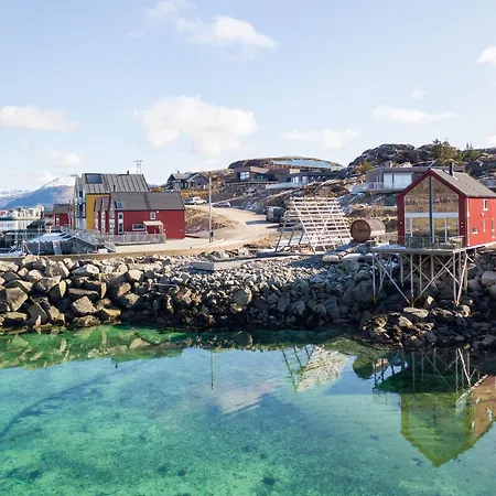 Lofoten Waterfront Luxury Semesterbostad