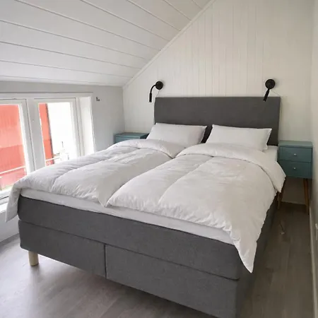 Lofoten Waterfront Luxury